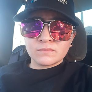 Meet your Posher, Alisa